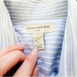 Banana Republic Men's Button Up Dress Shirt 17-17 1/2 Neck XL Blue/White Striped